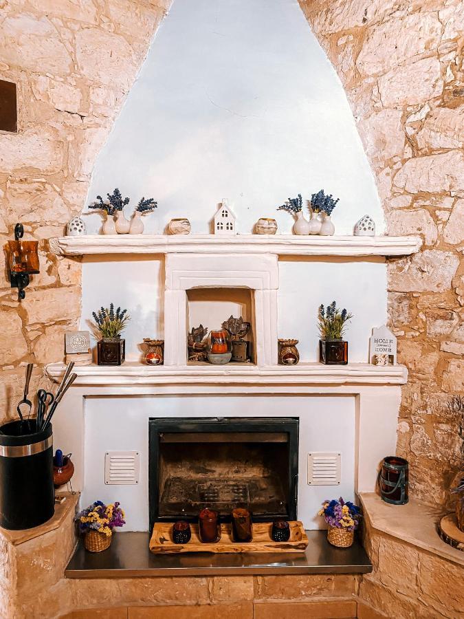 Magdalous House Guest House Arsos Bagian luar foto