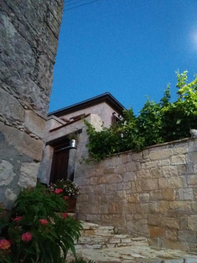 Magdalous House Guest House Arsos Bagian luar foto